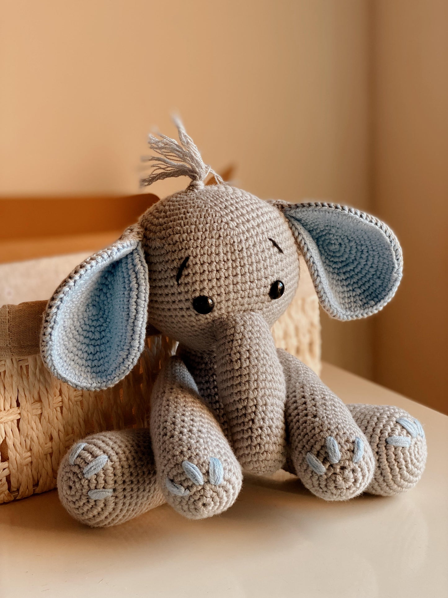 Elefante Gris con Azul